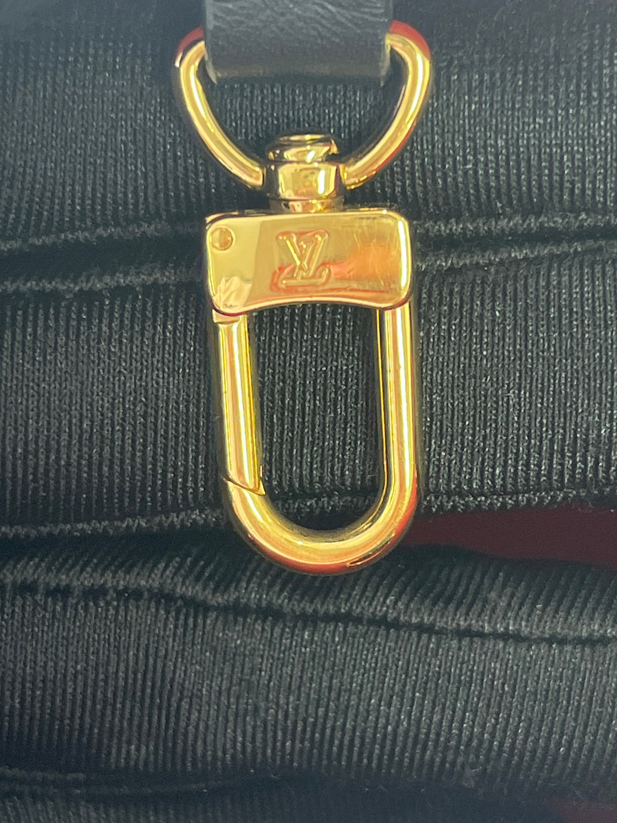 Louis Vuitton OnTheGo MM Tote Bag