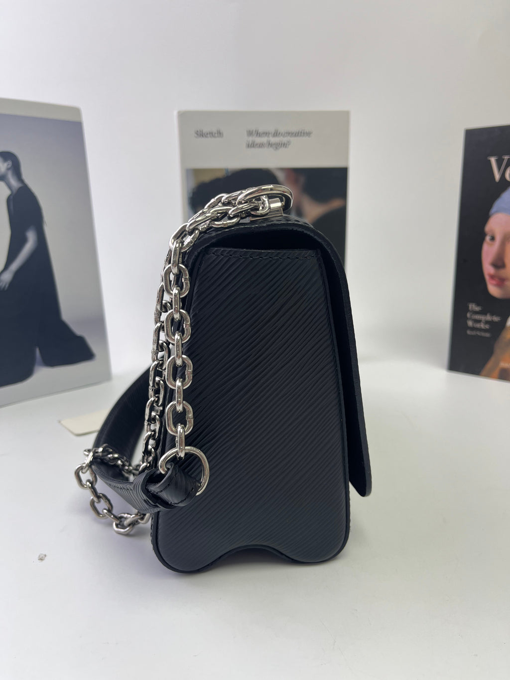 Louis Vuitton Twist MM in Black Epi Leather with Silver Hardware