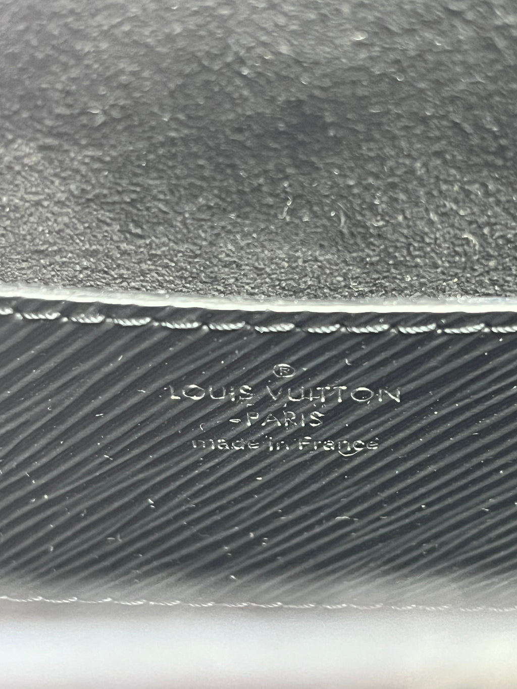 Louis Vuitton Twist MM in Black Epi Leather with Silver Hardware