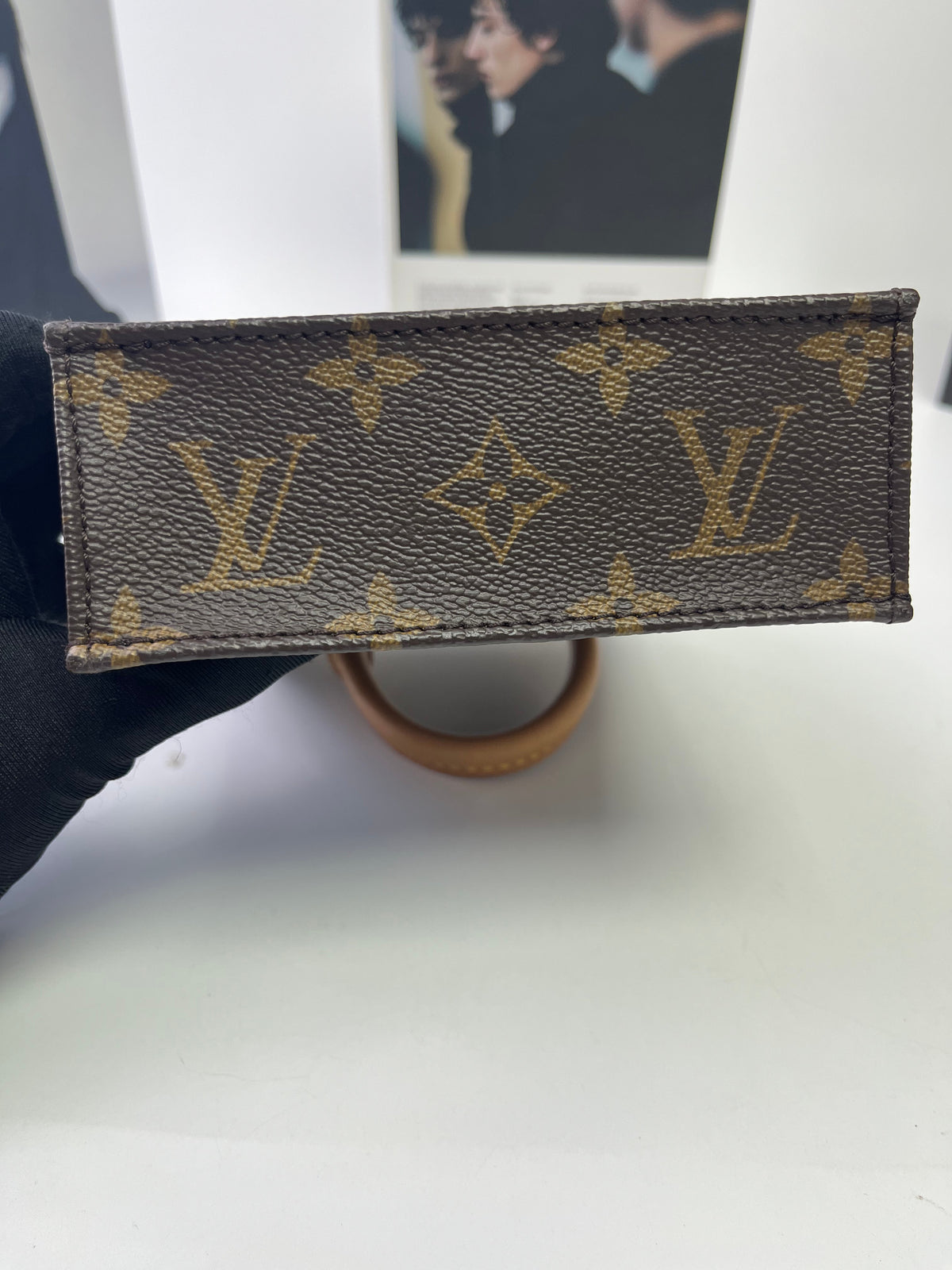 Louis Vuitton Petit Sac Plat