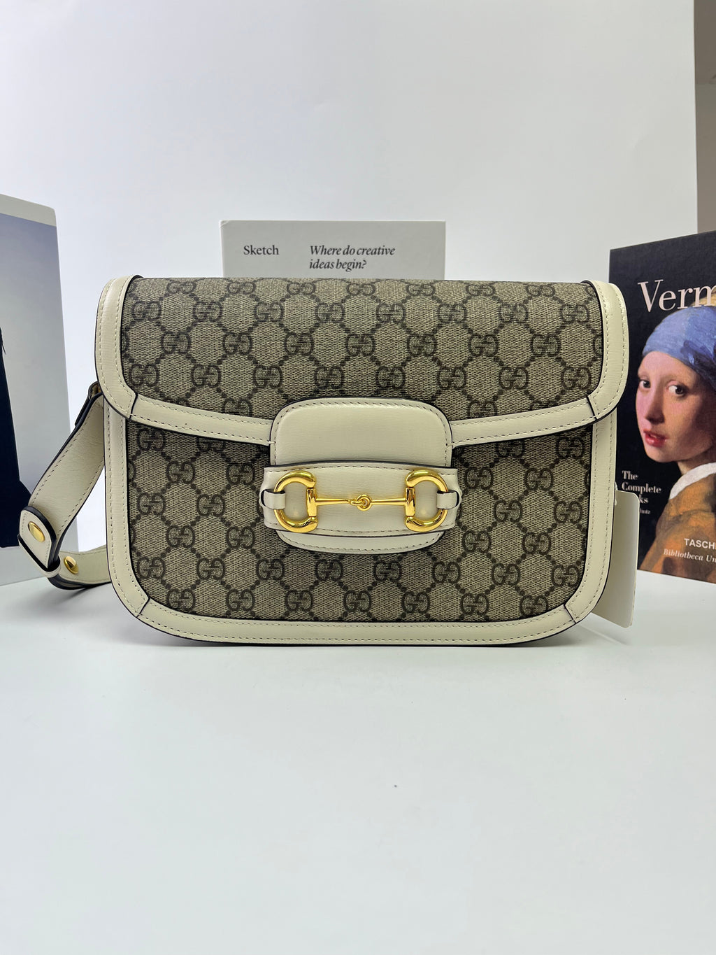 Gucci Horsebit 1955 Medium Shoulder Bag Supreme with White Trim