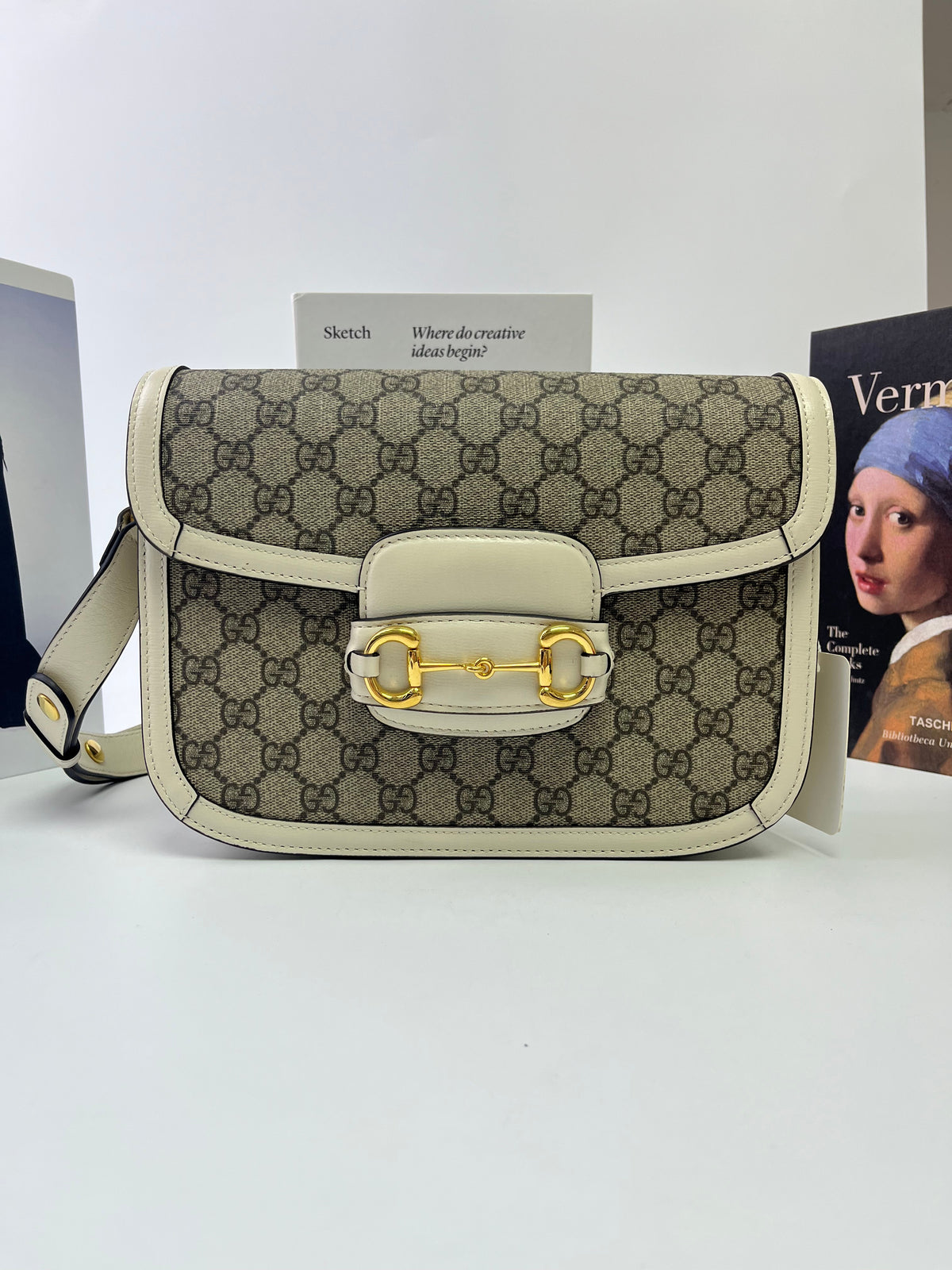 Gucci Horsebit 1955 Medium Shoulder Bag Supreme with White Trim