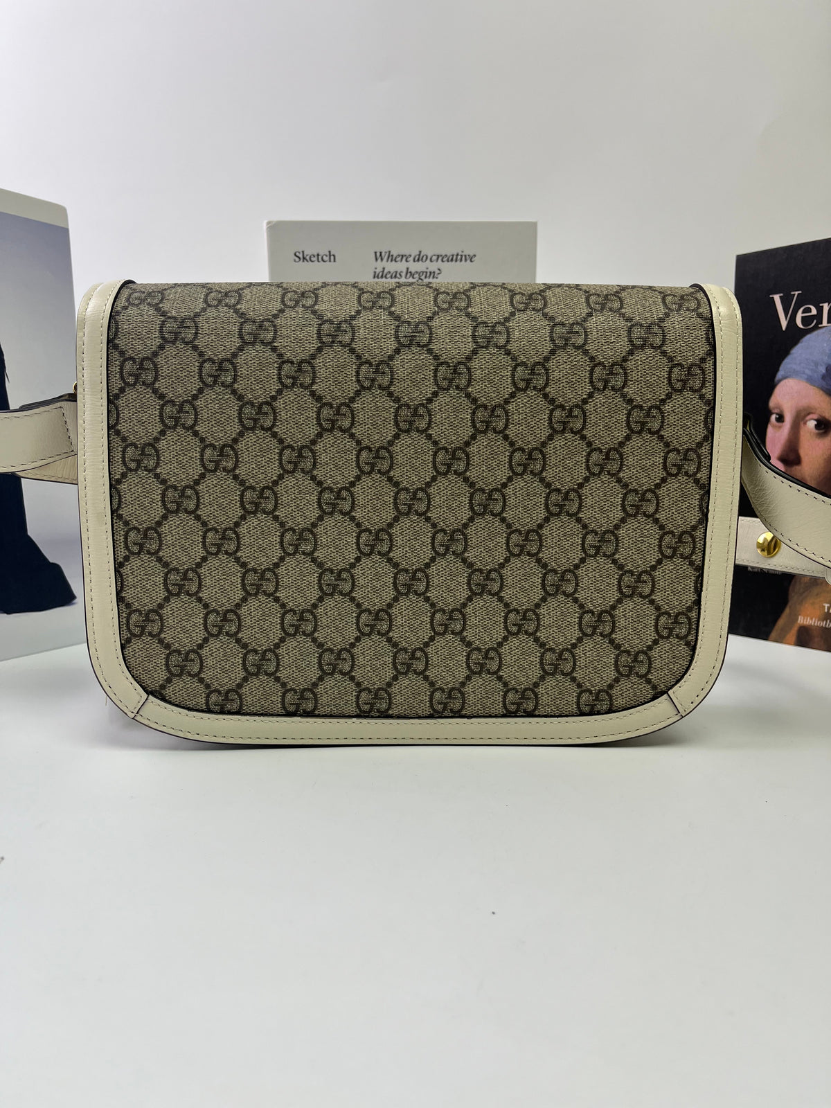 Gucci Horsebit 1955 Medium Shoulder Bag Supreme with White Trim