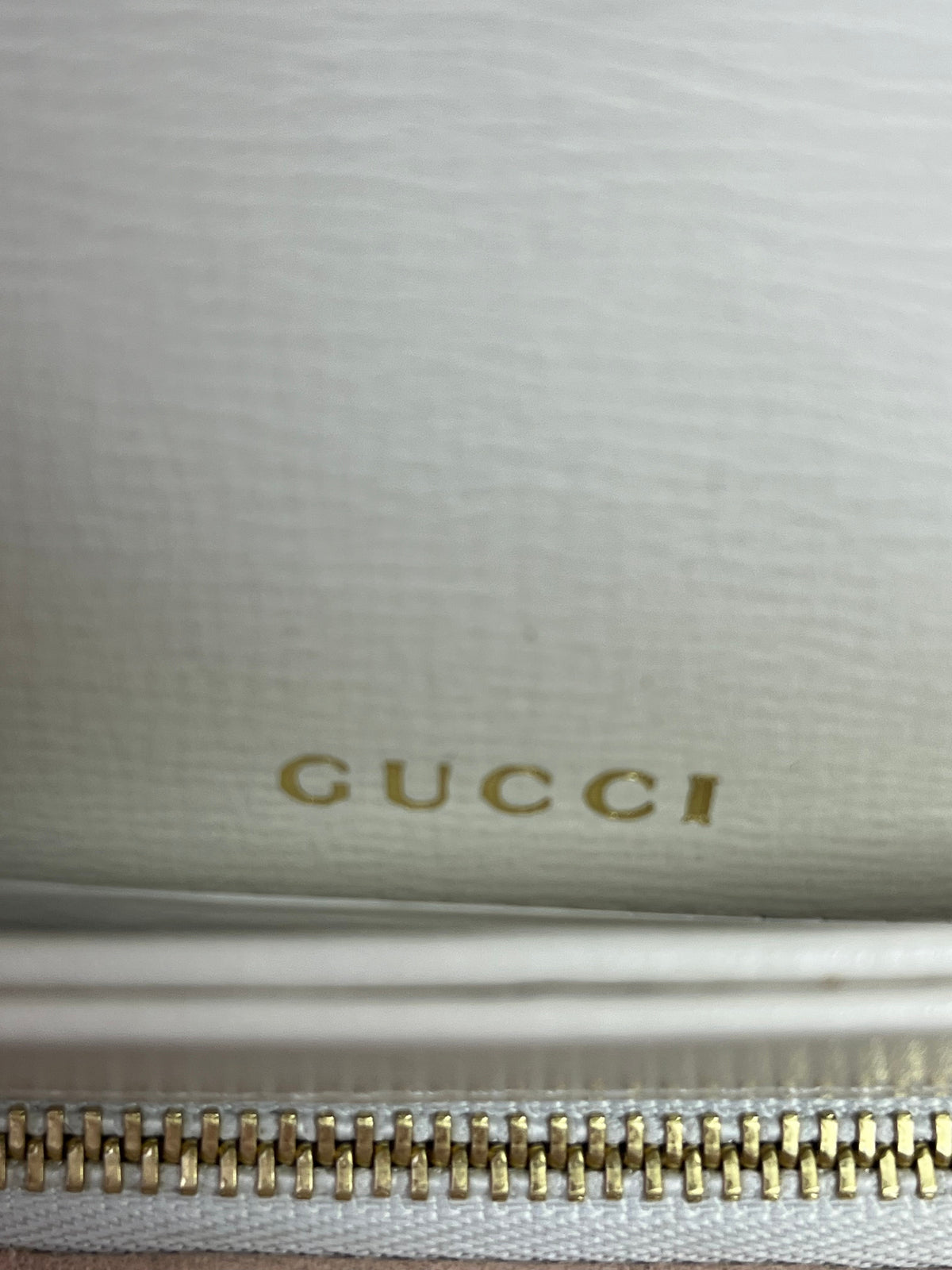 Gucci Horsebit 1955 Medium Shoulder Bag Supreme with White Trim