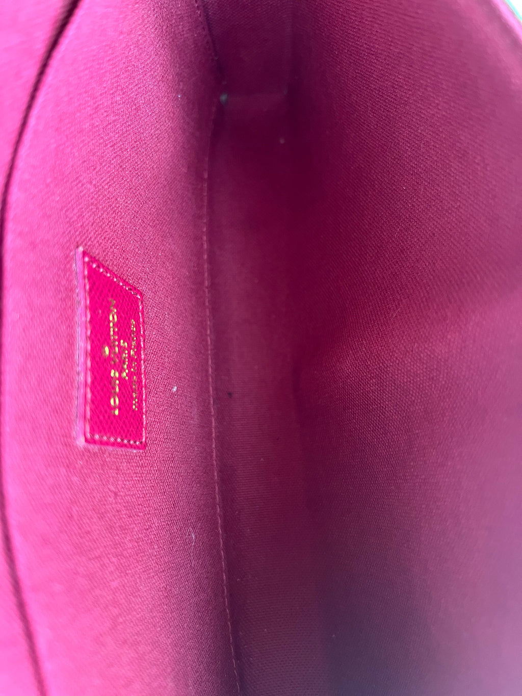 Louis Vuitton Félicie Pochette Fuscia