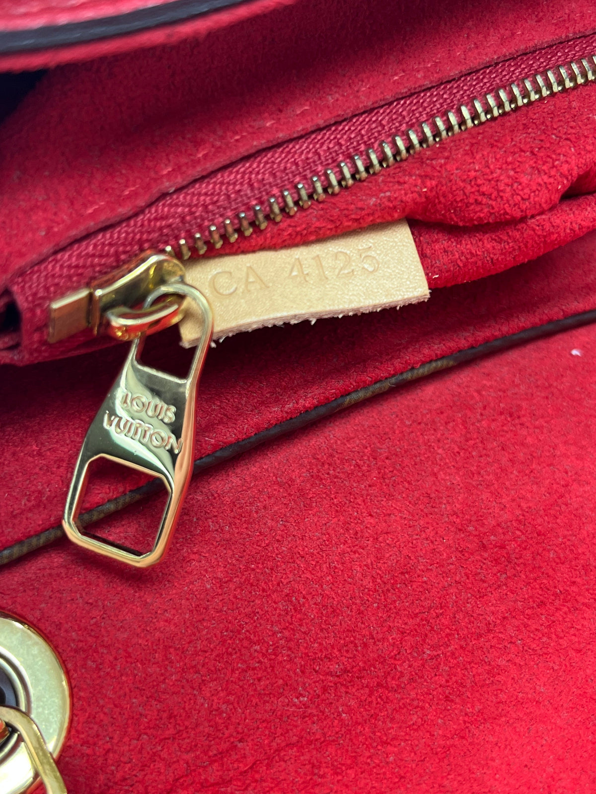 Louis Vuitton Pallas Chain Monogram Cerise