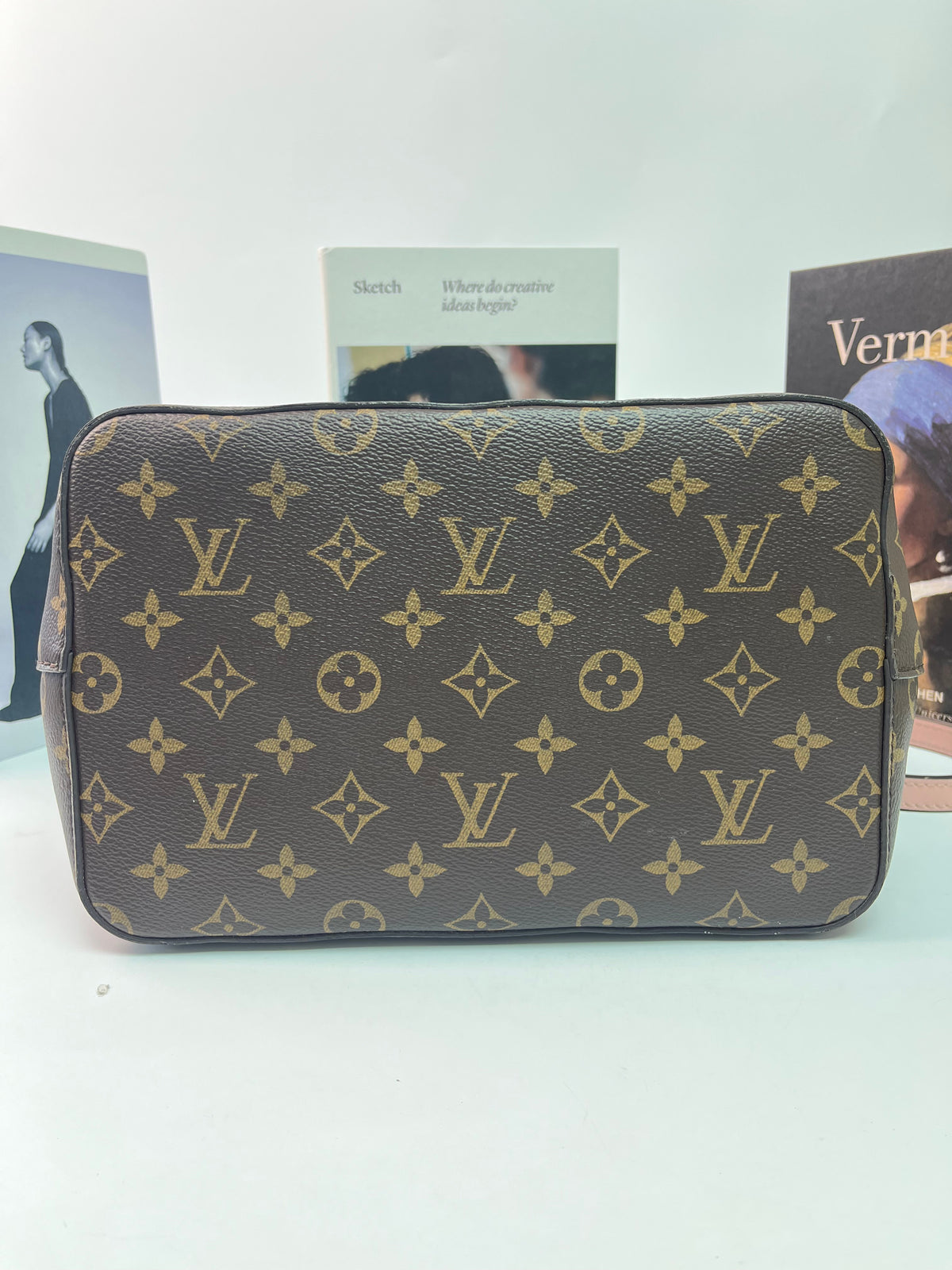 Louis Vuitton NéoNoé MM Rose Poudre