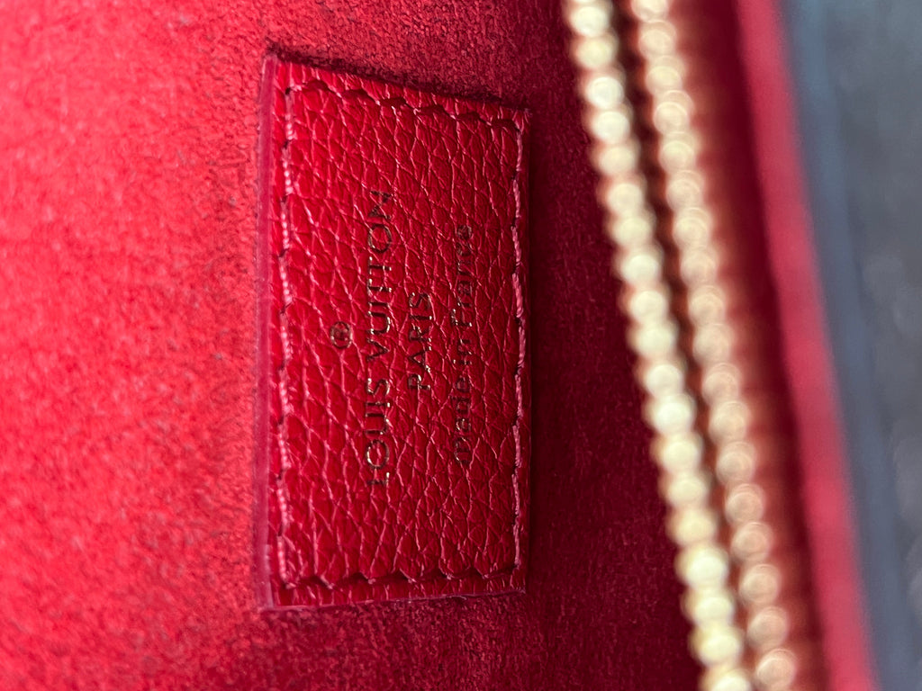 Louis Vuitton Victoire - SOLD - submit a request