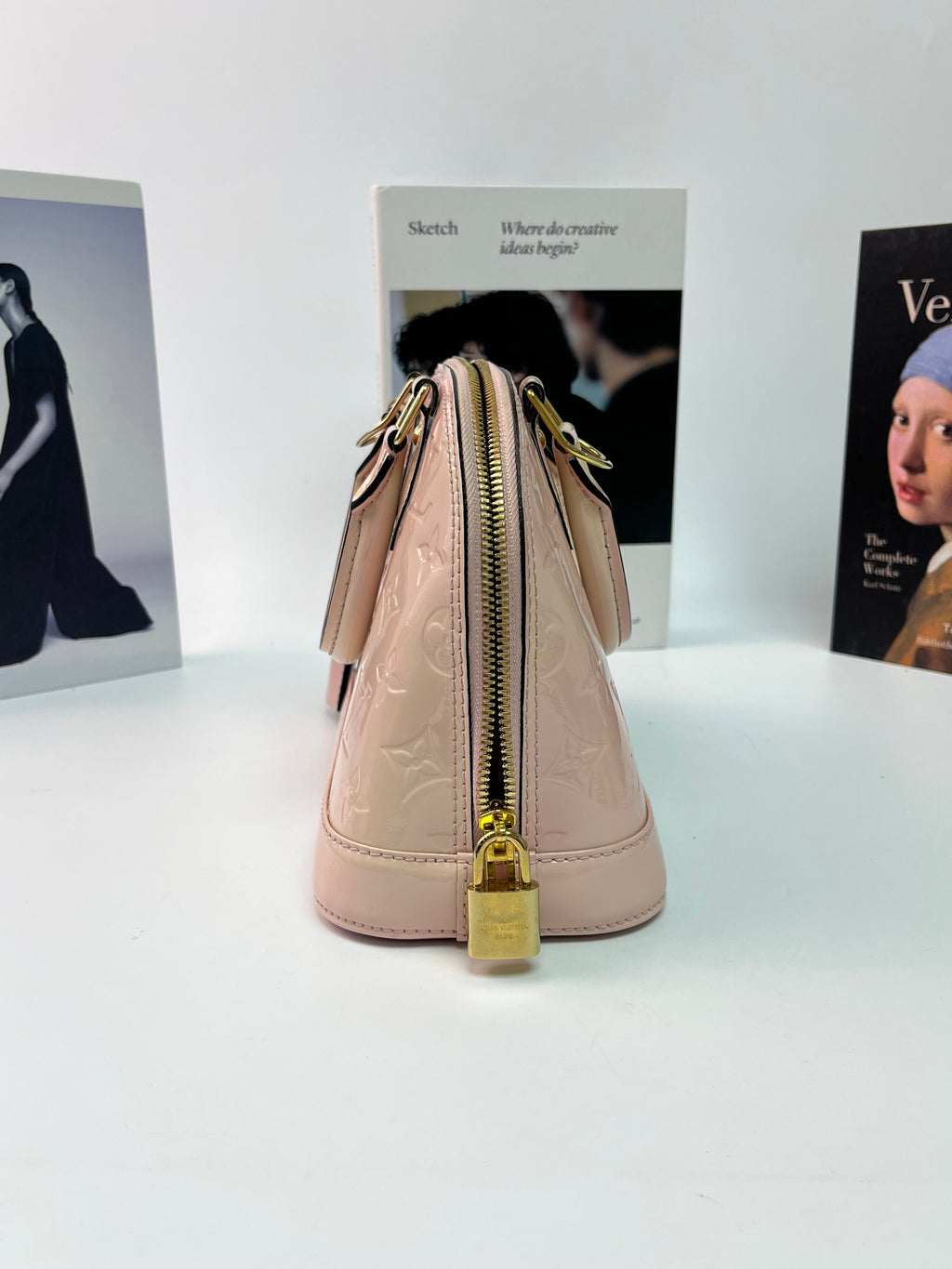 Louis Vuitton Alma BB Vernis Rose Ballerine