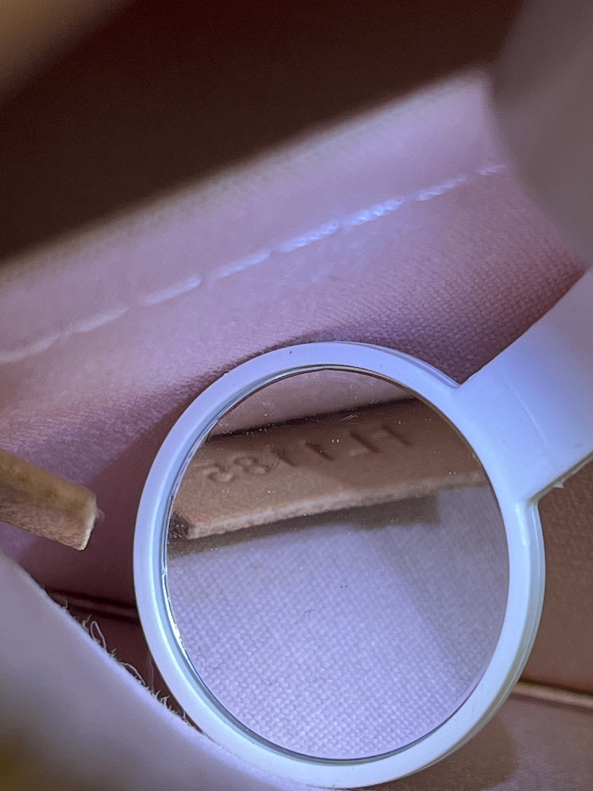 Louis Vuitton Alma BB Vernis Rose Ballerine