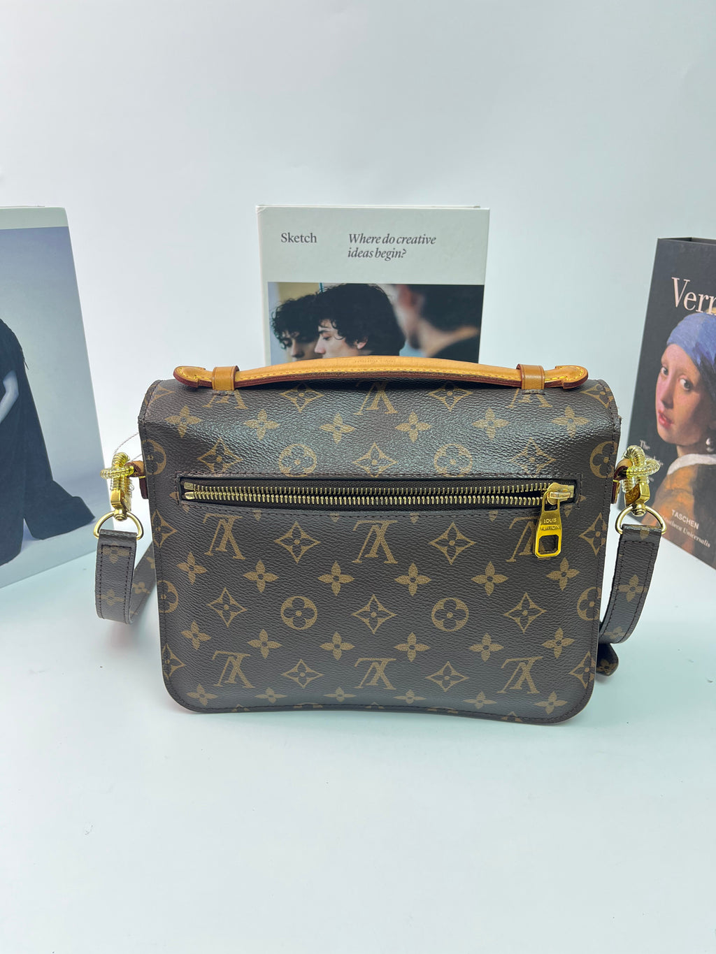Louis Vuitton Pochette Métis Monogram