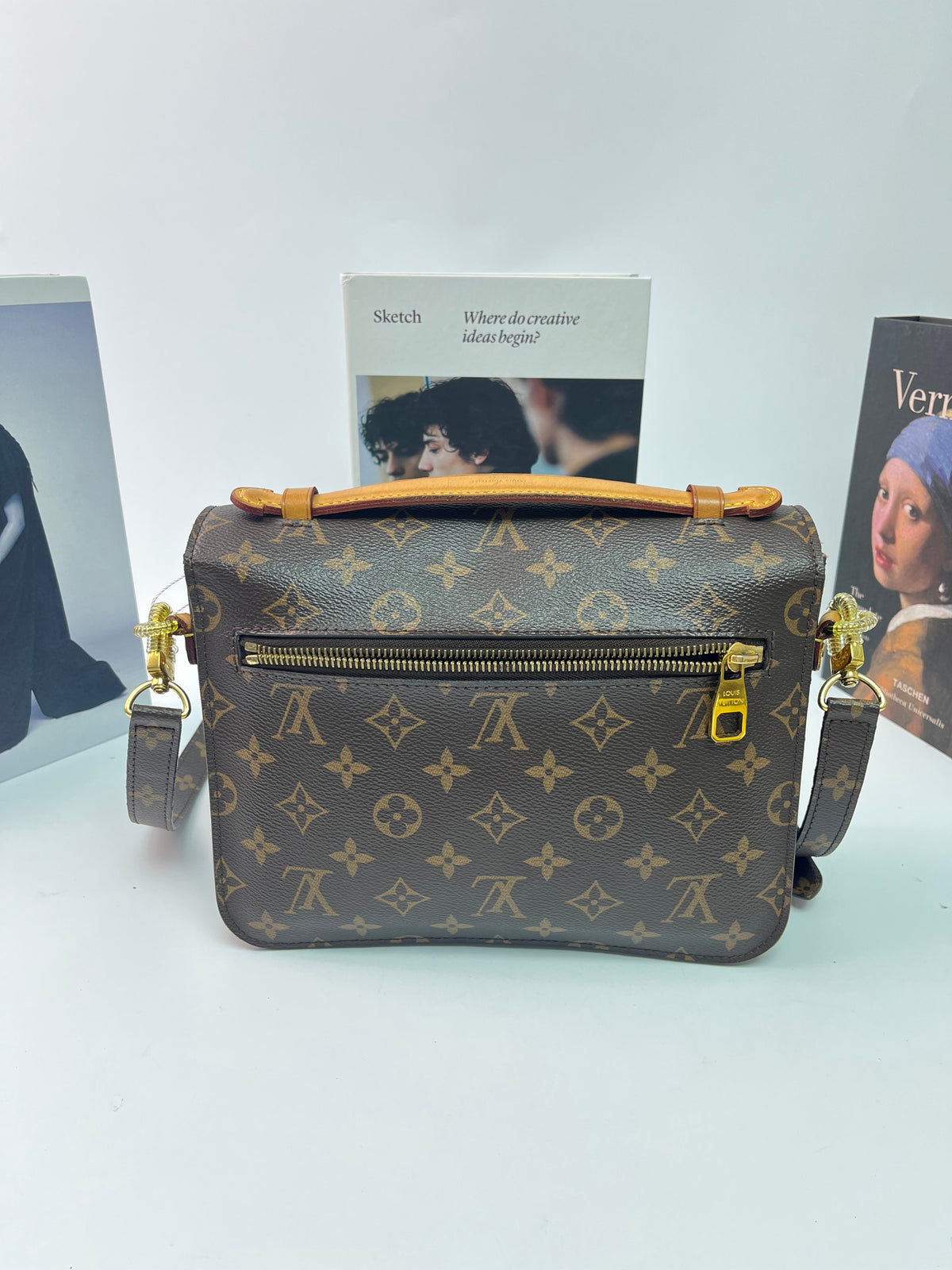 Louis Vuitton Pochette Métis Monogram