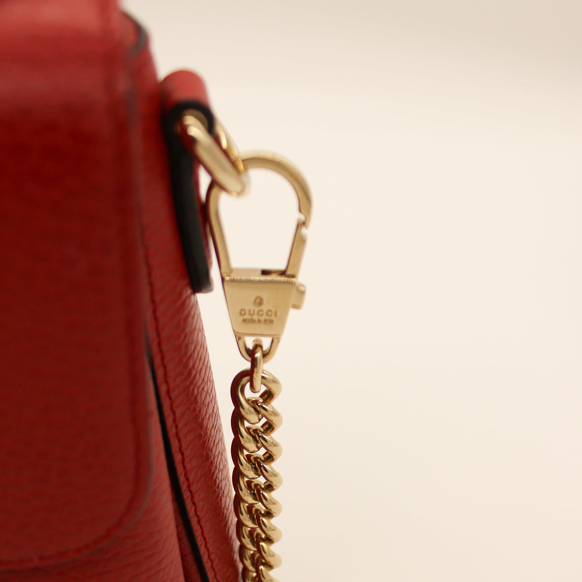 Gucci - Red Medium Dollar Bag