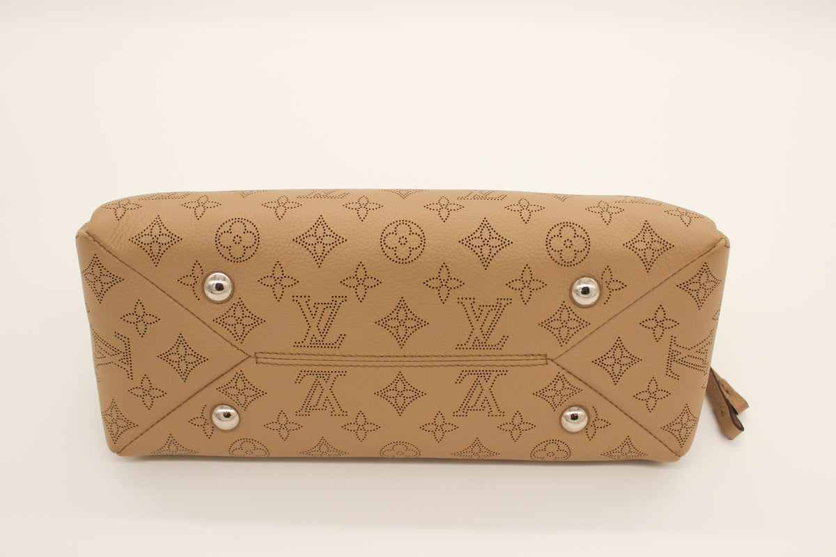 Louis Vuitton Hand It All PM Tan Mahina Leather