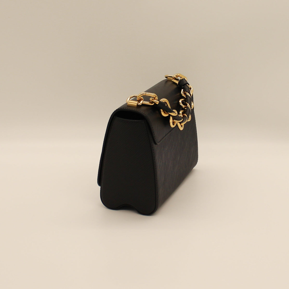 Louis Vuitton Twist MM Black Epi Leather w/ Gold Hardware
